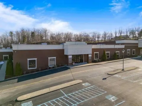 Professional Office Suite in Huntington