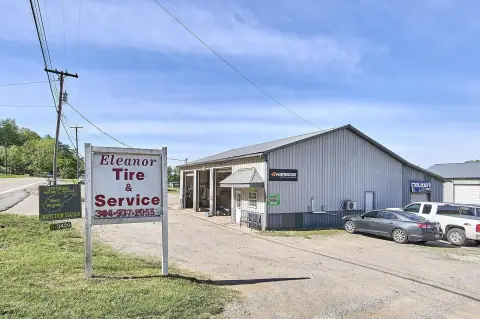 Well-Maintained Service Garage For Sale