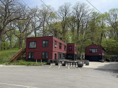 Lakefront Rental Property in Fox Lake