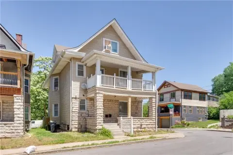 Fully Furnished Triplex with Three Units