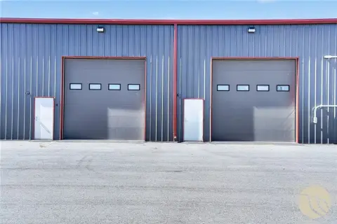 New Warehouse With Overhead Doors