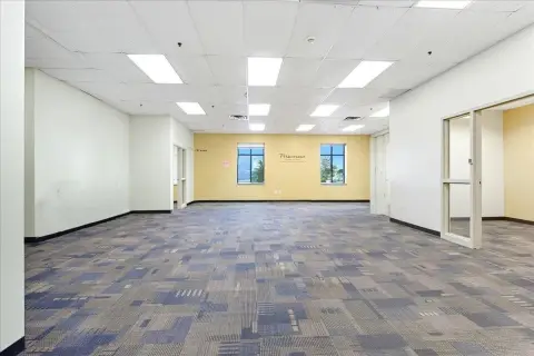 Versatile Office Space in Cedar Falls