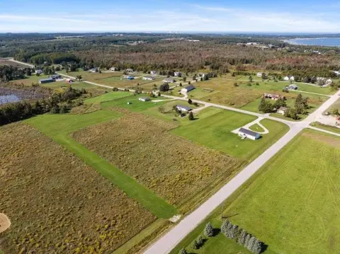 11-Acre Land Near Downtown