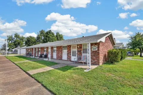 Occupied Ranch-Style Quadplex