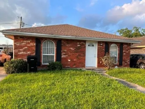 Duplex with Private Yards