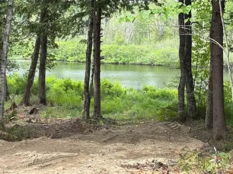Scenic Waterfront Land in Cooper