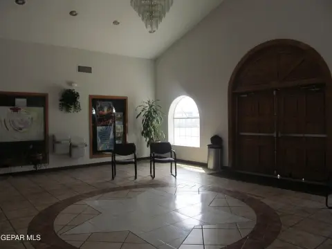 El Paso Church Building