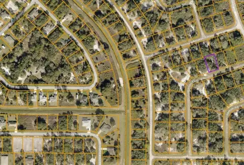 Residential Land in North Port