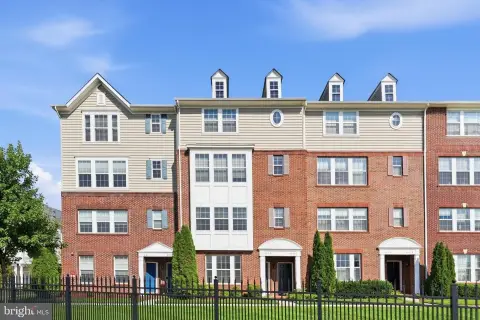 Two-Level Residential Income Property