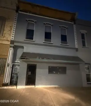 Mixed-Use Property in Oswego, KS