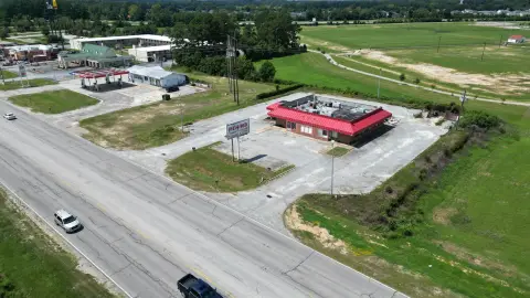 Restaurant Space with Two Driveways