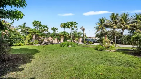 Hialeah Commercial Opportunity