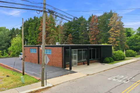 Versatile Commercial Space in Yanceyville