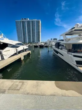 Marina Palms Restricted Boat Slip