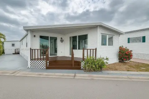 Briny Breezes Waterfront Community Residence