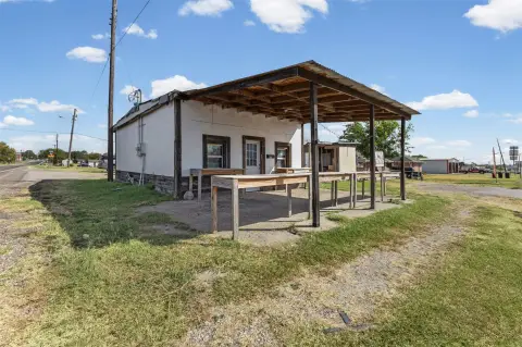 Corner Restaurant Property