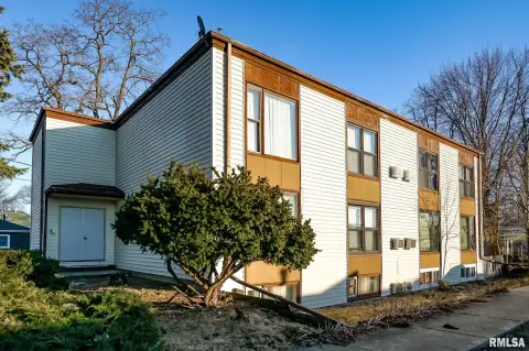 11-Unit Apartment Complex