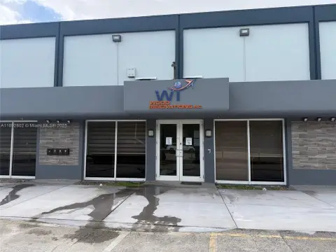 Hialeah Office Space Available