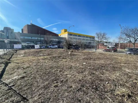 Commercial Land in Hempstead, NY