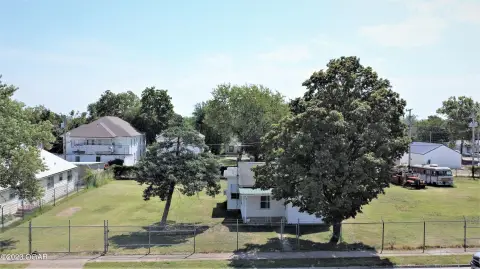 Commercial Land in Downtown Joplin
