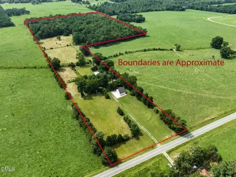 Agricultural Land with Detached Garage