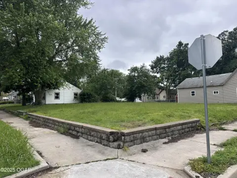 Residential Land in Joplin, MO