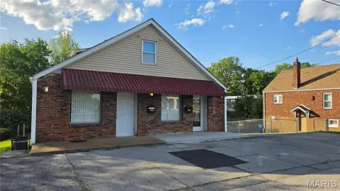 Updated Three-Level Mixed-Use Building