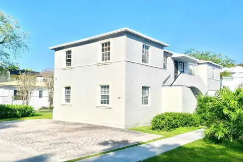 Miami Fourplex Near Coconut Grove