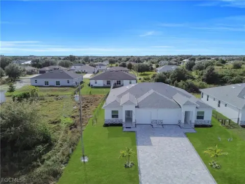 New Construction Duplex in Lehigh