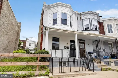 Renovated Duplex with Separate Utilities