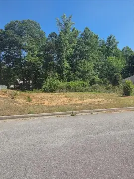 Residential Land in Hiram, GA