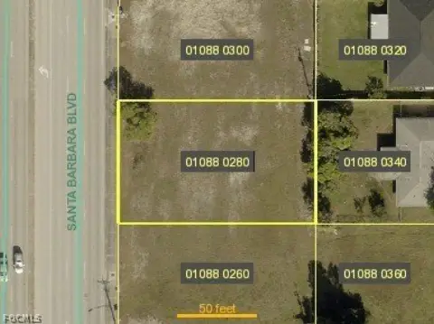 Residential Land in Cape Coral