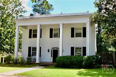 Victorian Mixed-Use Property