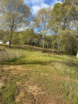 Residential Land in Monroe, GA