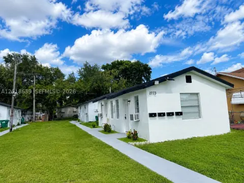 Remodeled Fourplex with Studio Units
