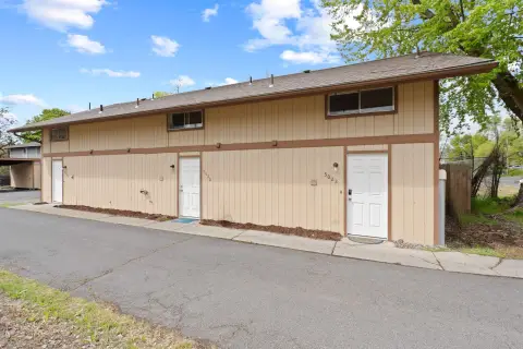 Spokane Triplex Near Universities