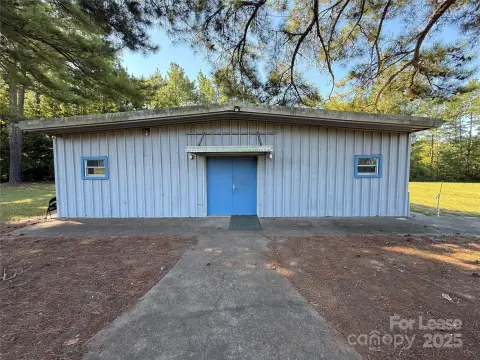 Highway 74 Commercial Space