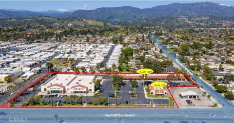 Retail Suite at Anchored Shopping Center