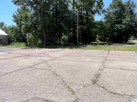 Commercial Lot with Highway Frontage