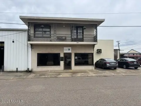 Versatile Commercial Property in Lafayette