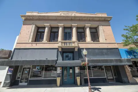 Upper-Level Retail Space with Kitchen