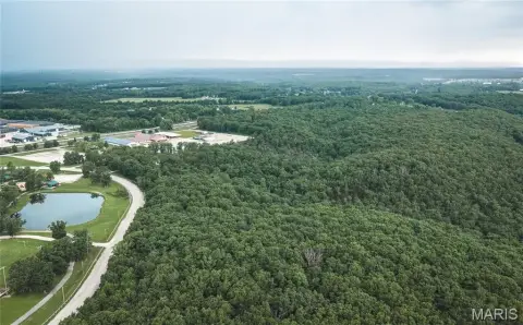 Wooded Ozark-Edge Recreation Land