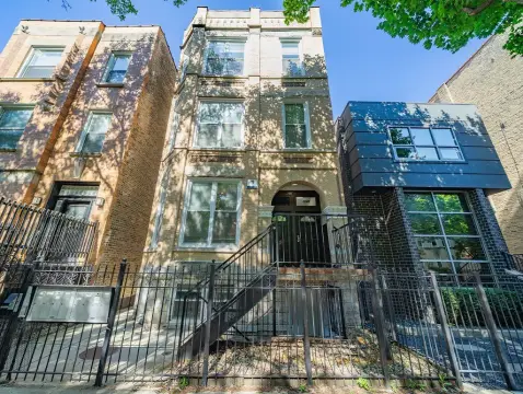 Fully Renovated 8-Unit Multifamily Building
