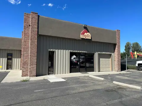 Flex Property with New Roof Planned