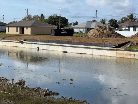 Waterfront Land in Cape Coral