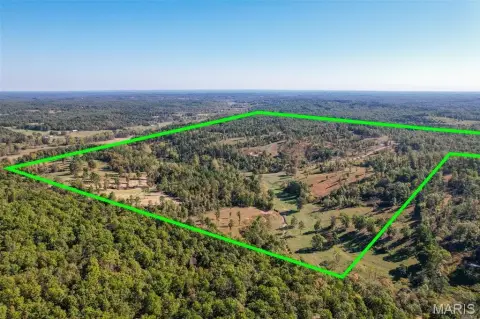 Missouri Ranch with Hunting Potential