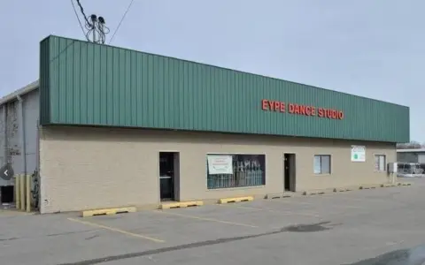 Des Moines Retail Property For Sale
