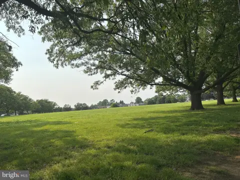 Spacious Duplex in Philadelphia