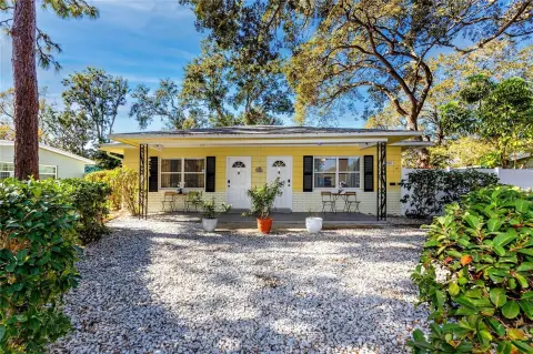 Turnkey Triplex in Bay Pines