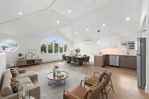 Renovated Rosedale Multifamily with Garage